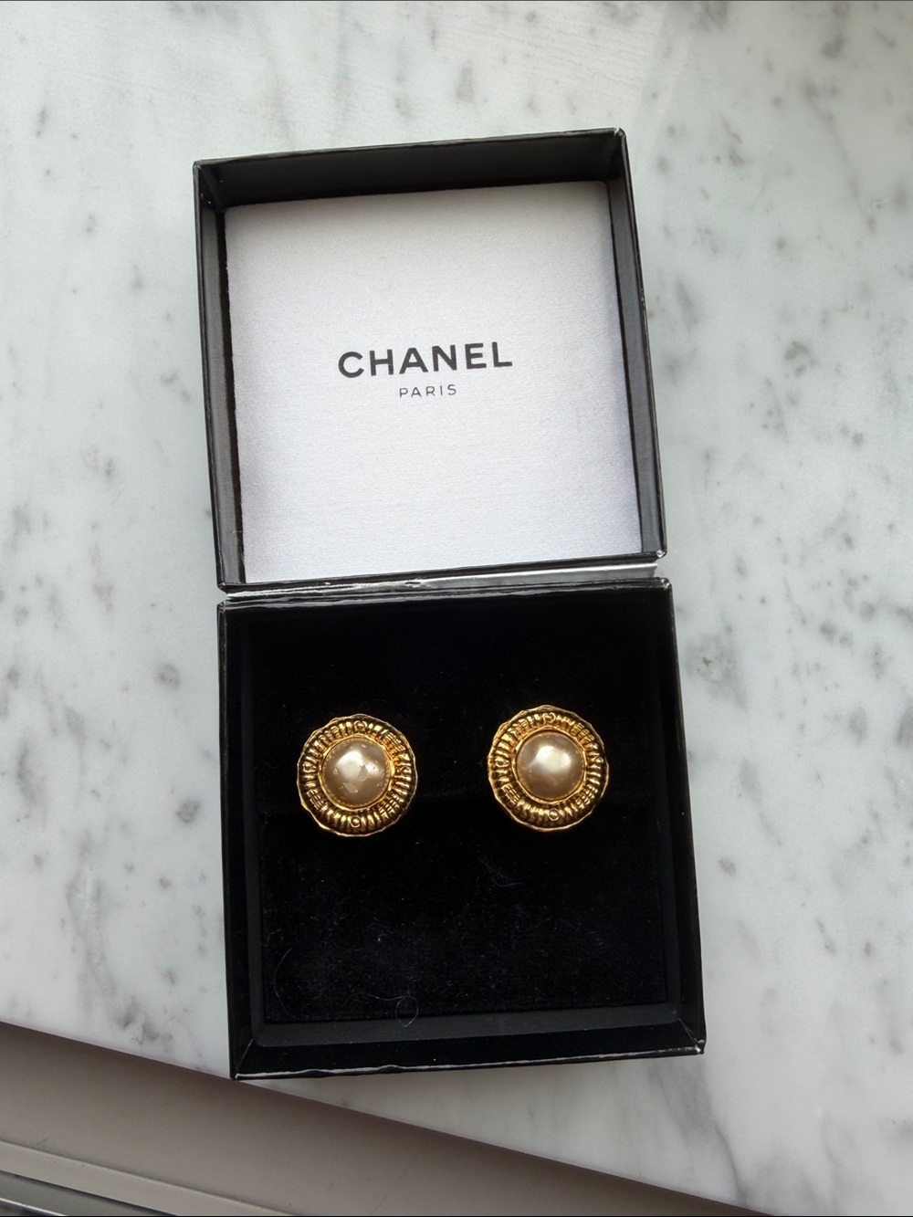 CHANEL Round Button Earrings